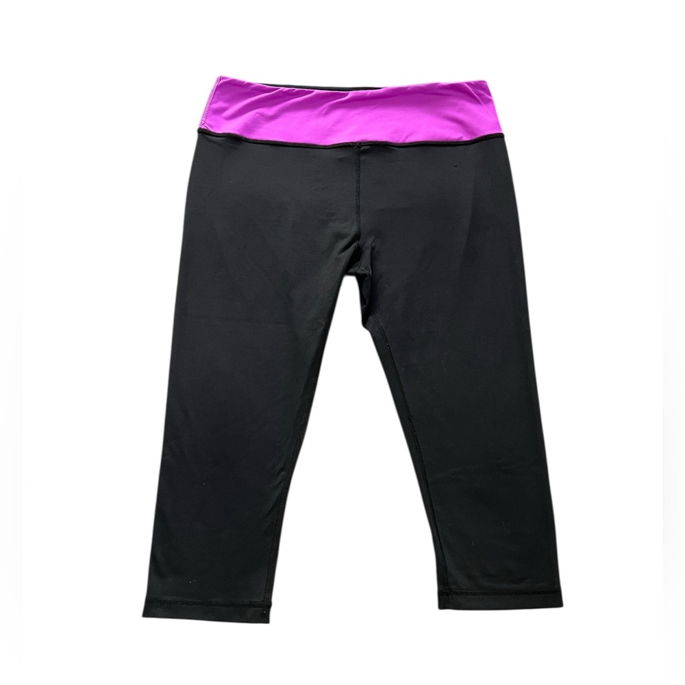 Lululemon 18” Inseam Black & Purple Cropped Leggings Size 12